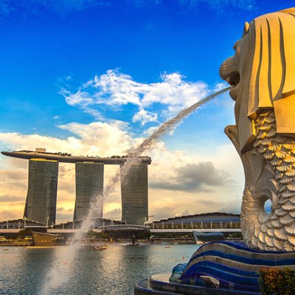 Sizzling Singapore Travel Maker